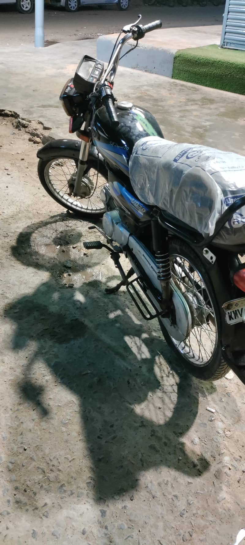 UNIQUE 2019 3