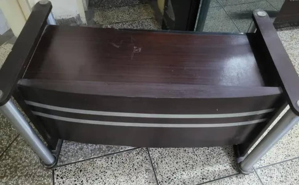 Office Exactive Table 1