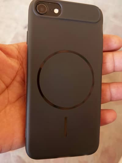 Apple iPhone 7 ,    128Gb