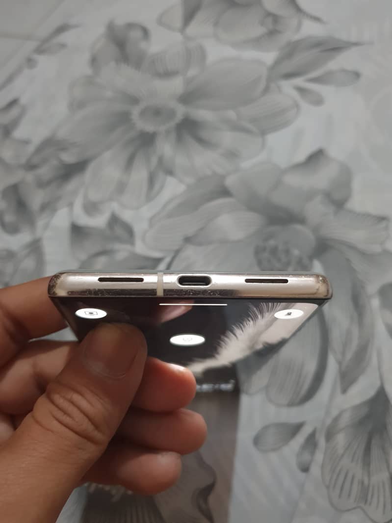 Google Pixel 7 Pro 9