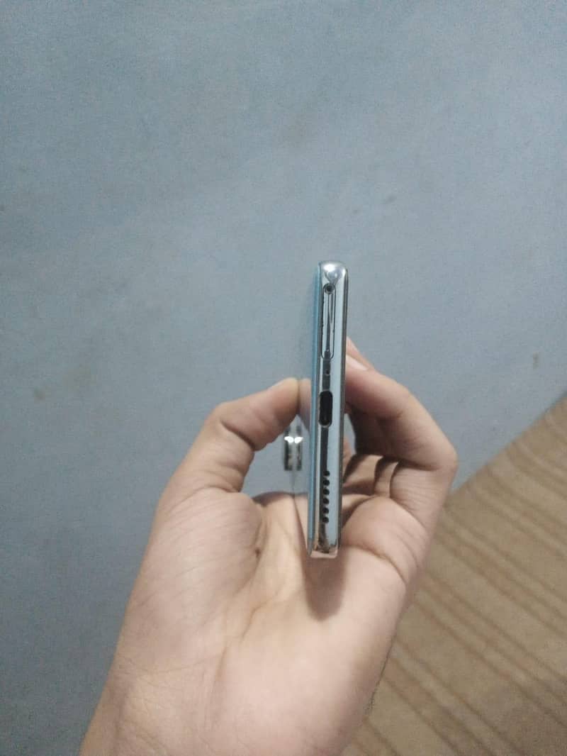 Tecno CAMON 40 5