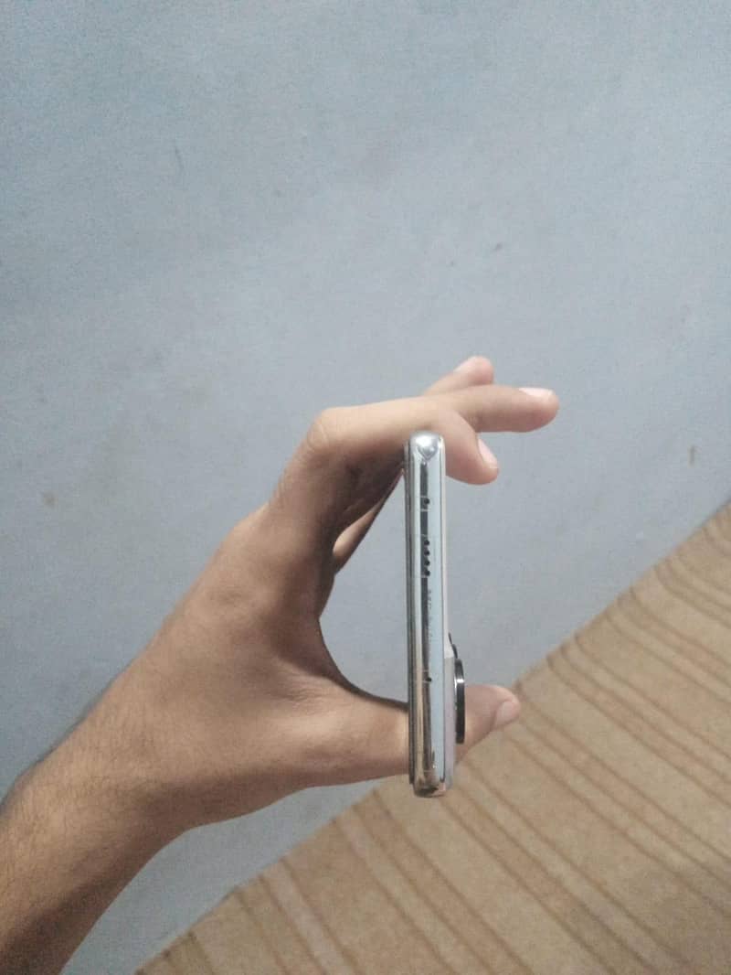 Tecno CAMON 40 6
