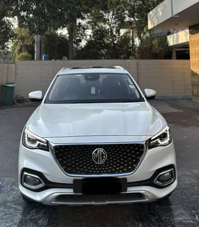 MG HS 2021