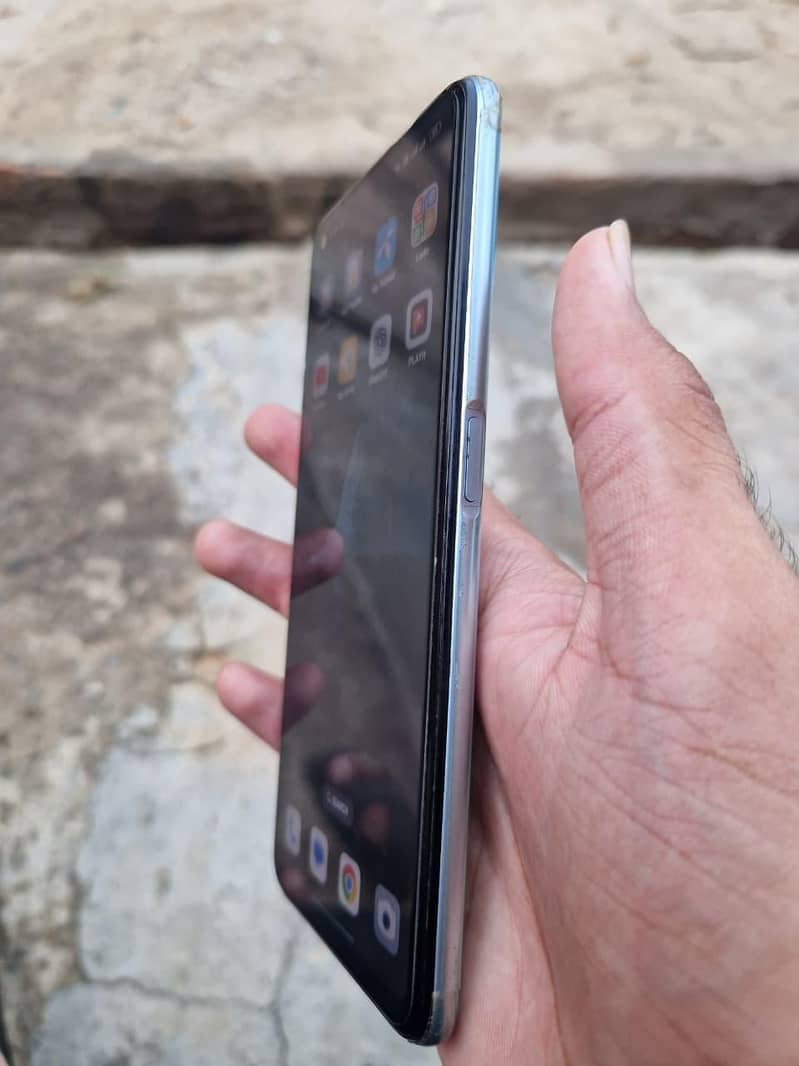 OPPO A76 4