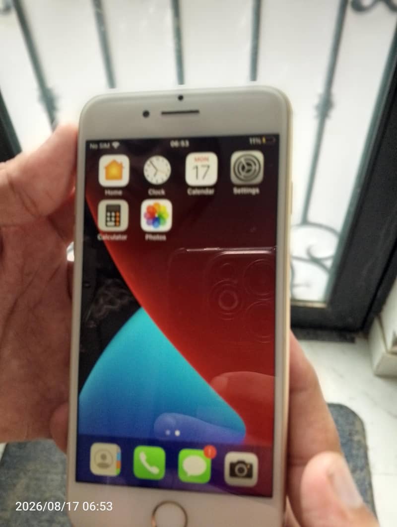 Apple iPhone 7 2