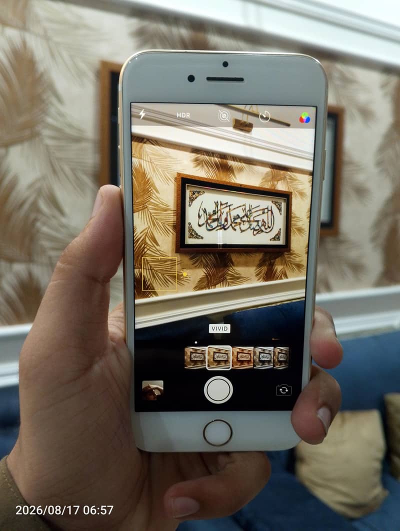 Apple iPhone 7 4