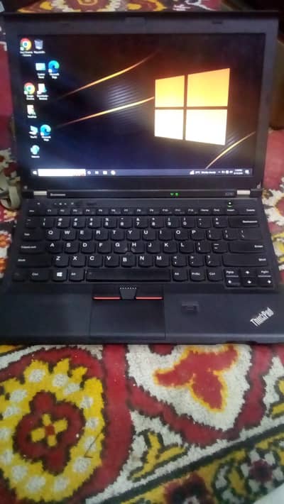 Lenovo thinkpad core i5 third generation, 4gb ram ,160gb storage