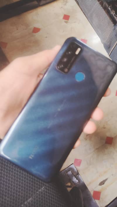 Tecno Pouvoir 4 Pro