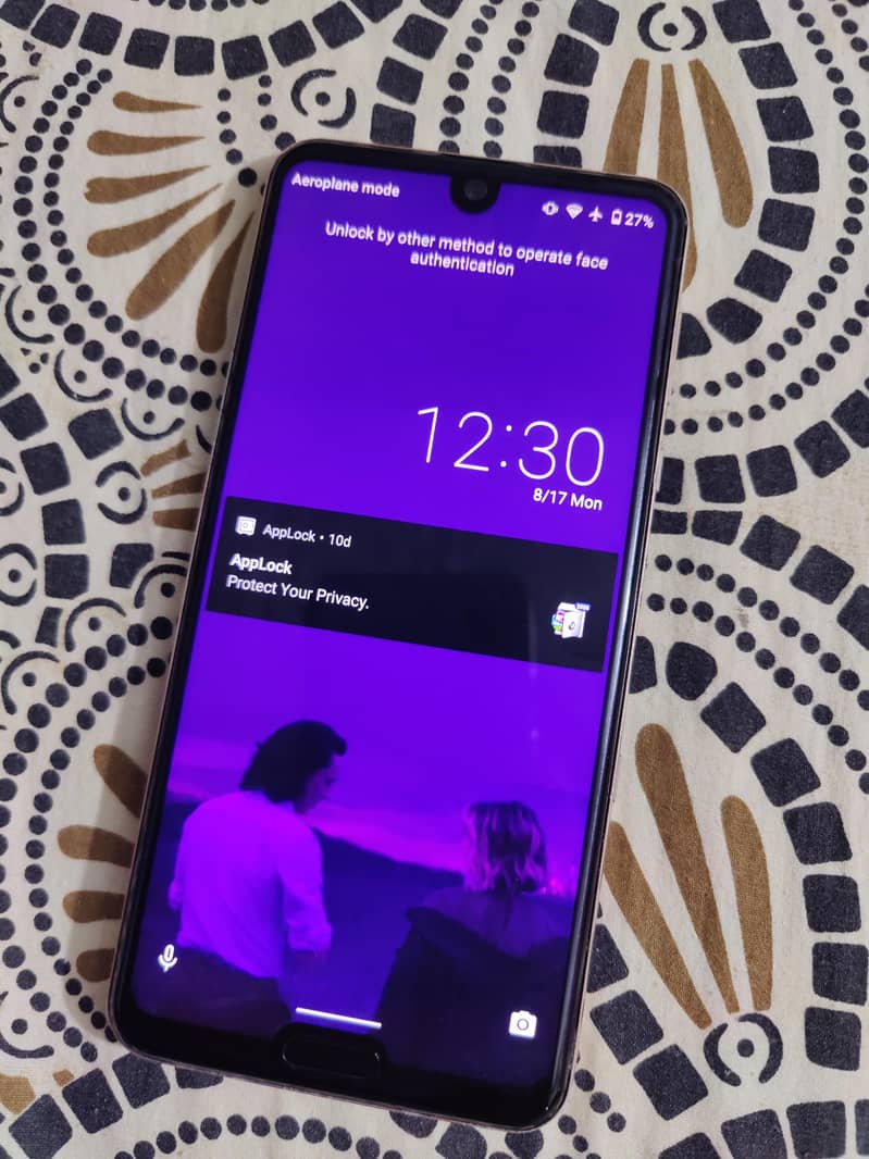 Sharp Aquos R3 0