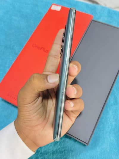 One Plus 10 Pro