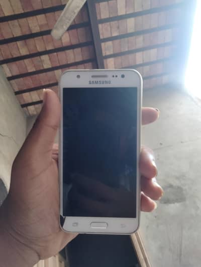 Samsung Mobile J5