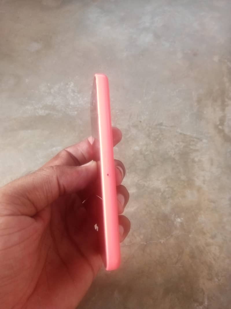 Apple iPhone 5c 2