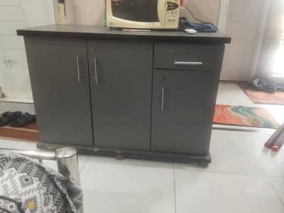 sideboard