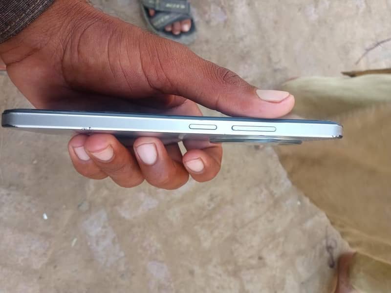 Xiaomi POCO C75 3