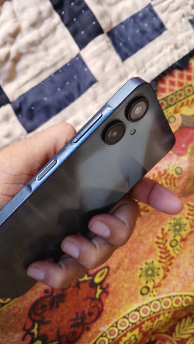 Samsung  A06
