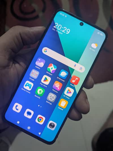 Xiaomi Redmi Note 13 8/256 mint condition no fault with box