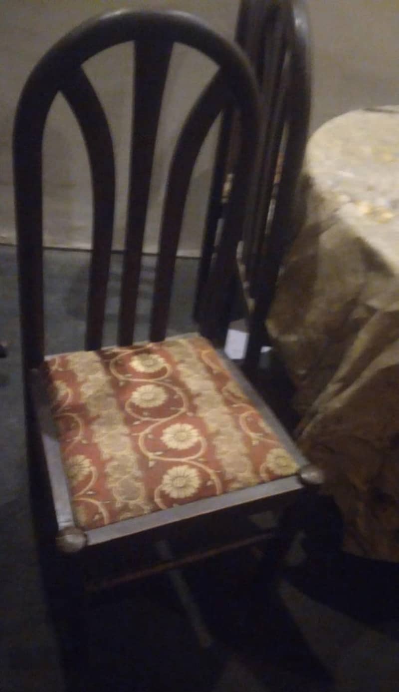 wooden dining table 2