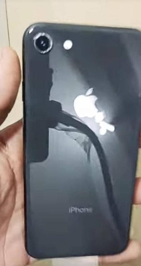 Apple iPhone 8 0
