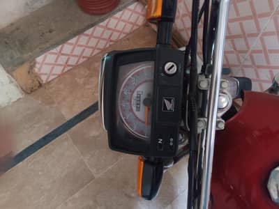 Honda 70 2022 Model – Original Tank &Tappy