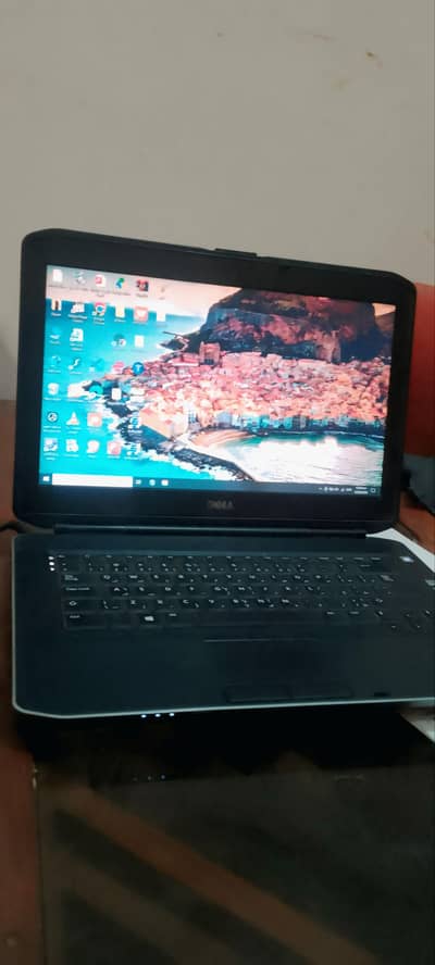 Dell Latitude Core i5 Laptop – 4GB RAM, 466GB HDD