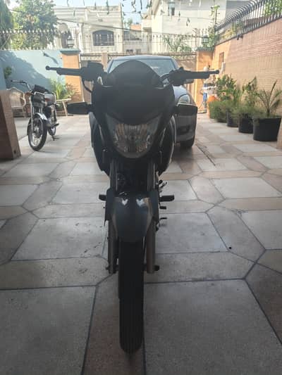 Honda cb 150f (Brand New)