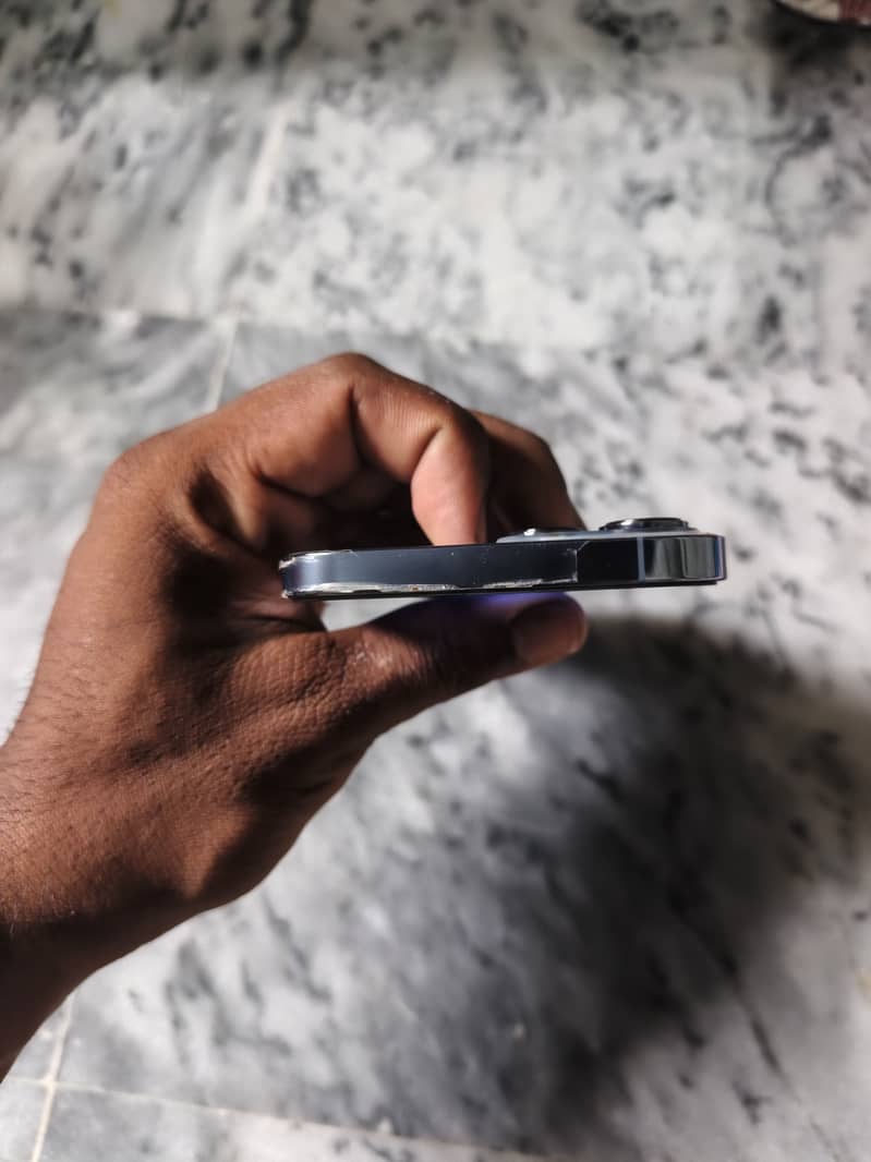 Apple iPhone 13 Pro Max 3
