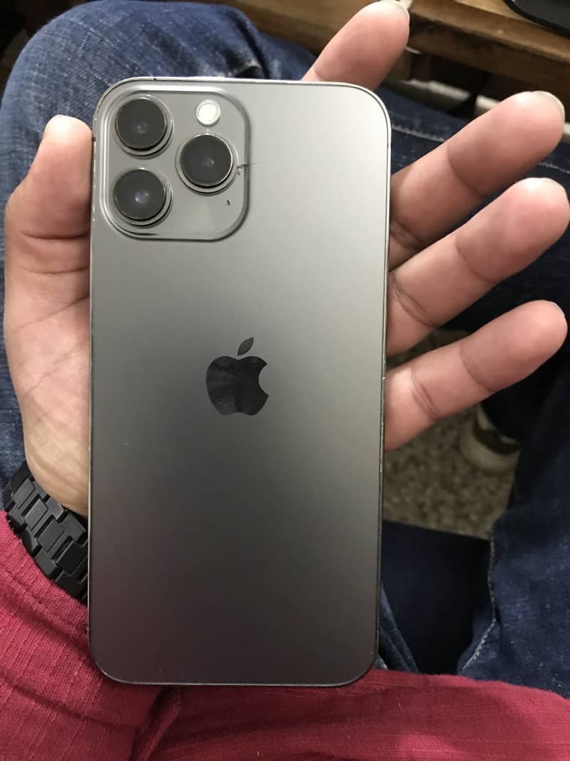 Apple iPhone 13 Pro Max 2