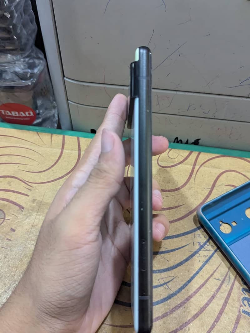 Google Pixel 6a 5