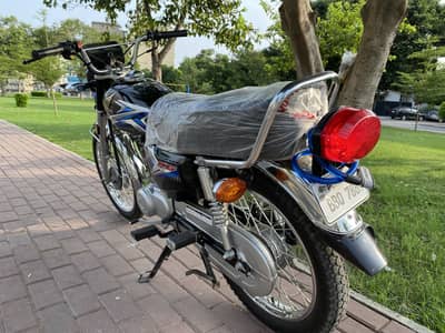 HONDA 125 2025