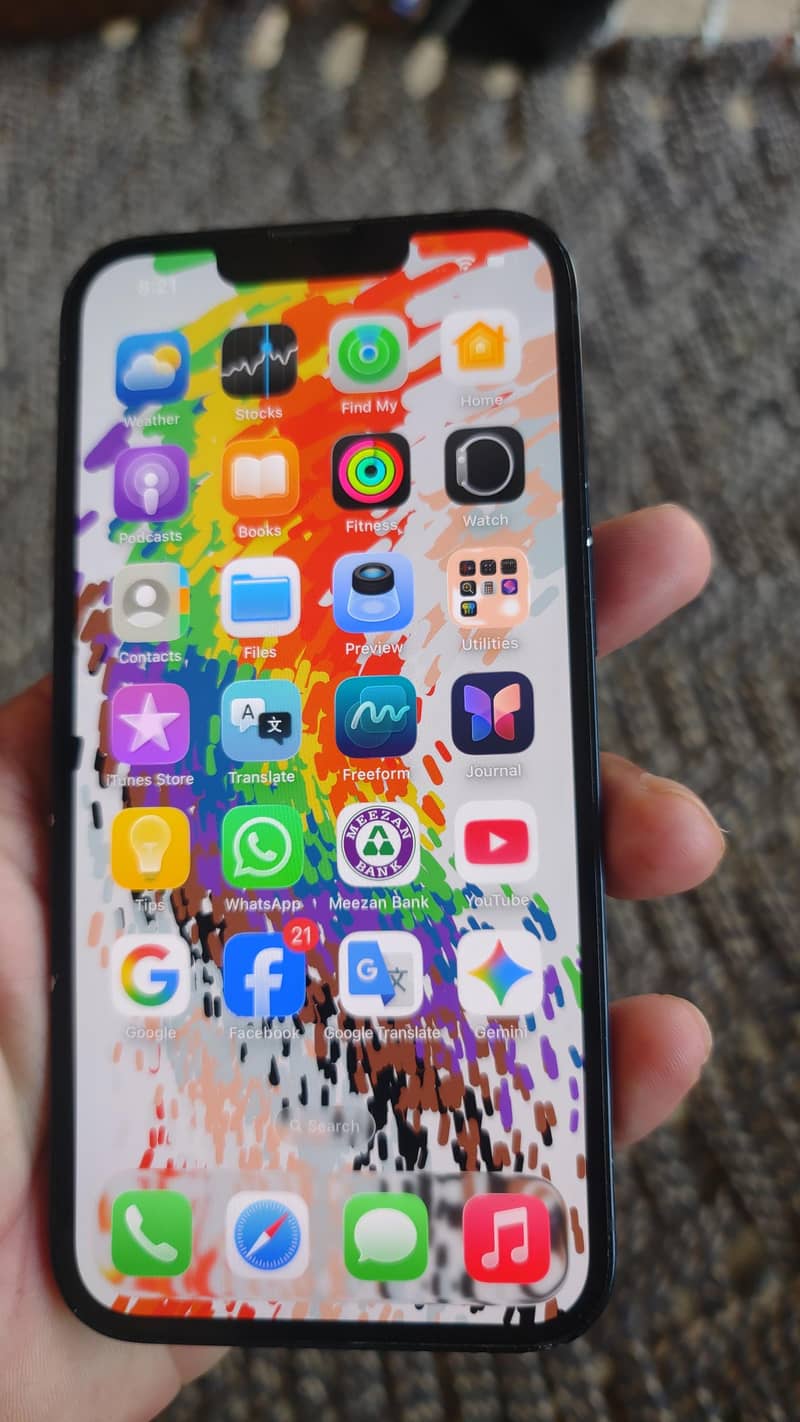 Apple iPhone 13 1