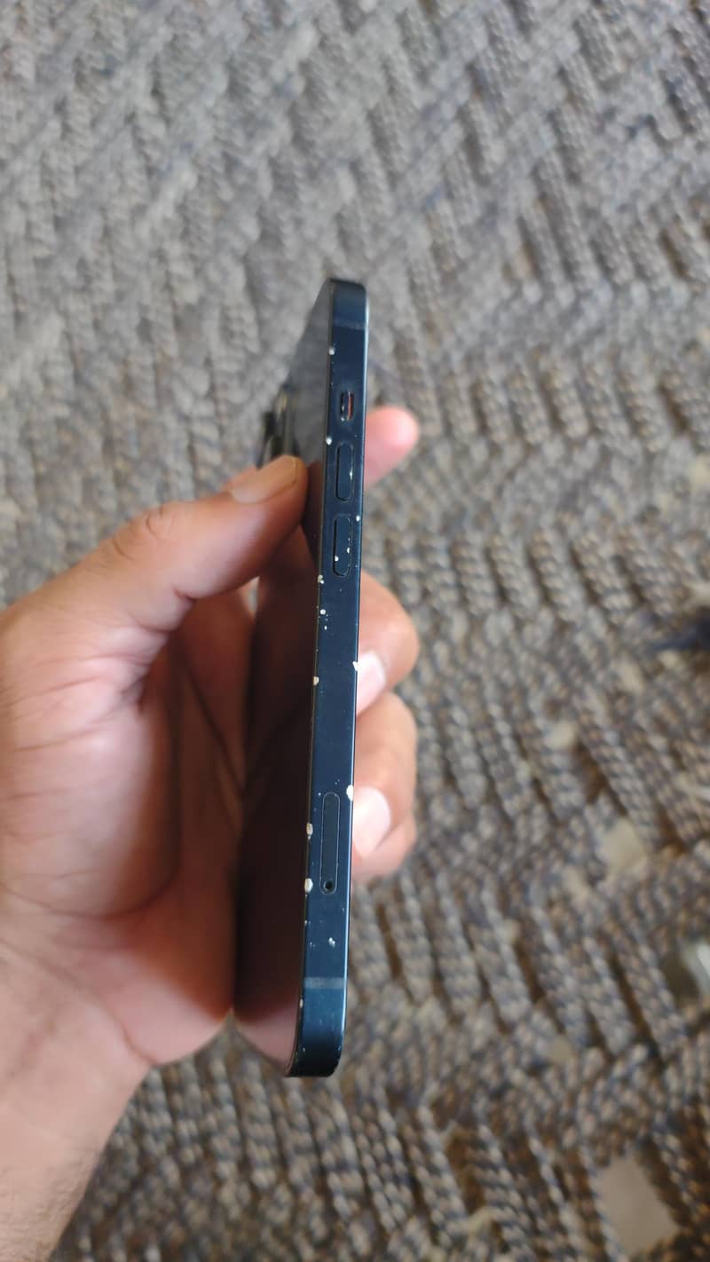 Apple iPhone 13 3
