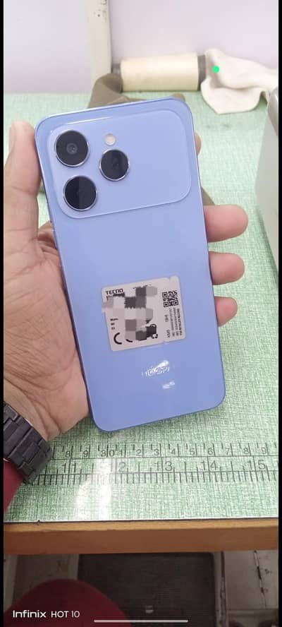 Tecno spark 40