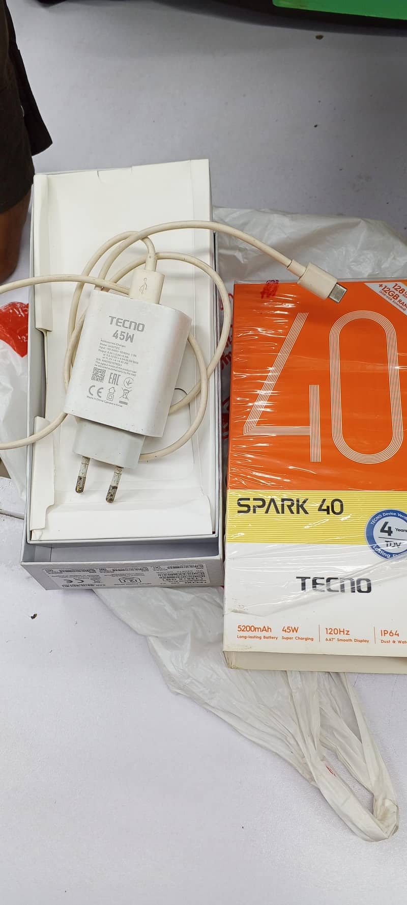 Tecno spark 40 2