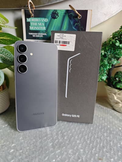 Samsung Mobile S25 FE with box
