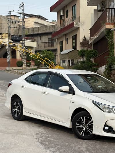 Toyota Corolla Altis 2014