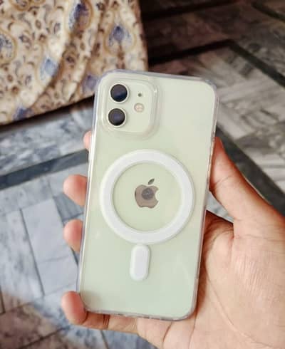 Apple iPhone 12