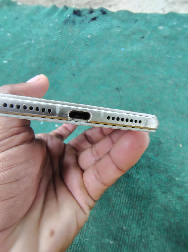 OPPO A37 5