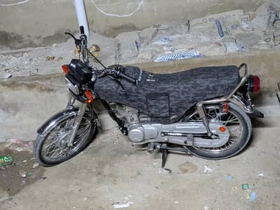 Honda CG 125 full new and genuine condition