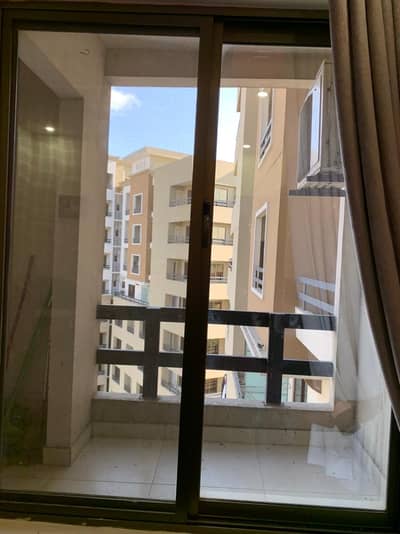 Proper One Bed Front Facing Fully Furnished Apartment