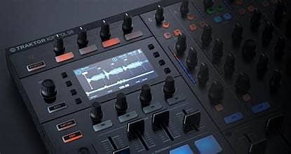 Traktor S8 ( Mixer for sale )
