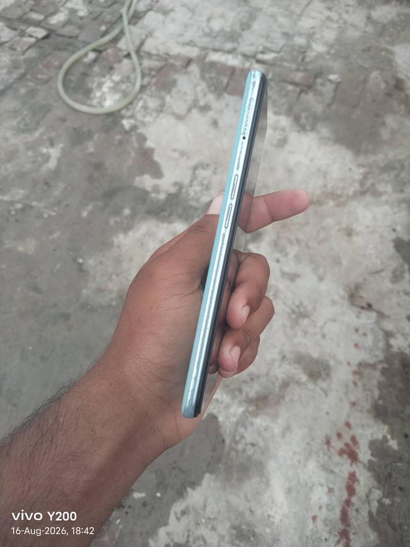 OPPO A76 4
