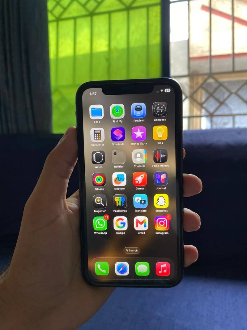Apple iPhone 11 5