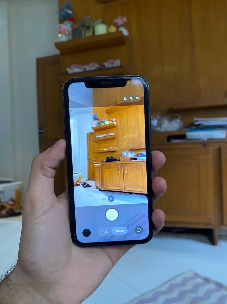Apple iPhone 11 6