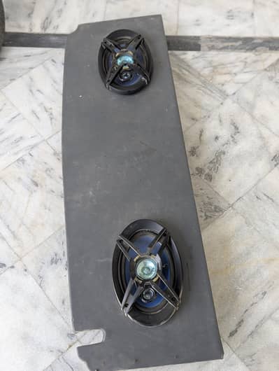 2 Sony speakers 450 watts  with board