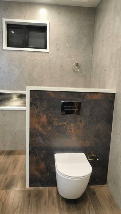 1 KANAL DOUBLE STORY HOUSE AVAILABLE FOR SALE WITH BIG CAR POURCH IN WAPDA TOWN PHASE 1 IN LAHORE IN A VERY HOT LOCATION