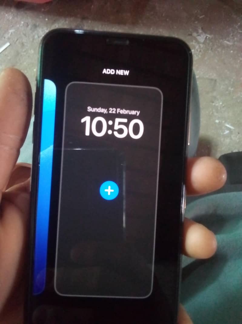 Apple iPhone XS 3