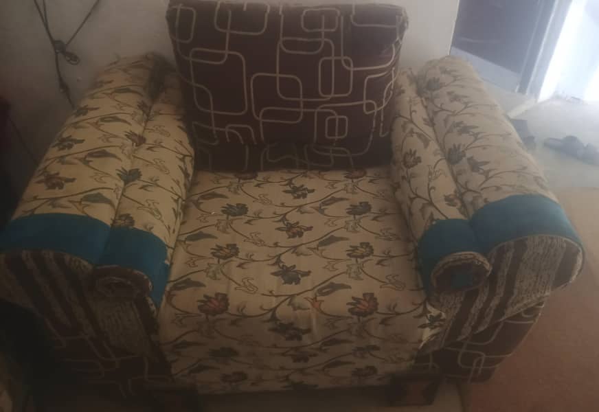 poshish sofa set 0