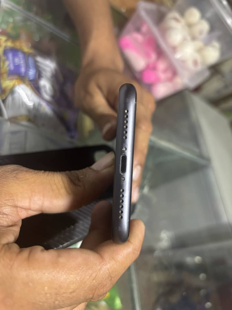 Iphone 11(Jv) 3