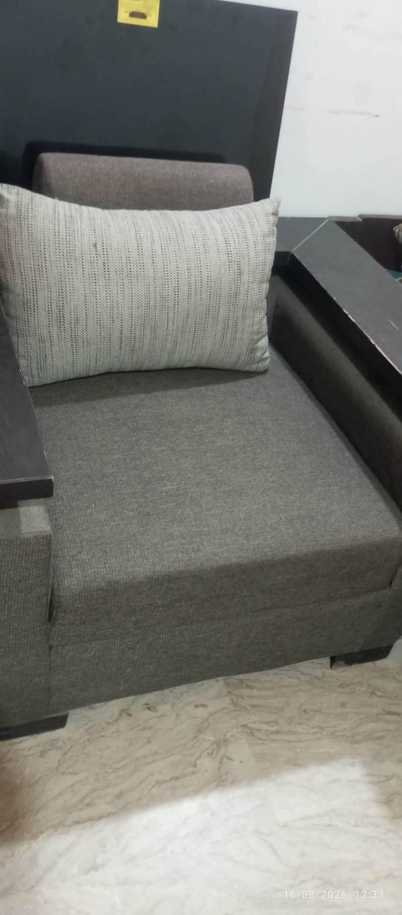 sofa set 1