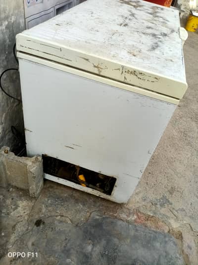 Used Waves Deep Freezer – Large Size – Affordable Price